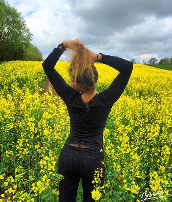 Der #kuss ist ein liebenswerter Trick der #natur , …